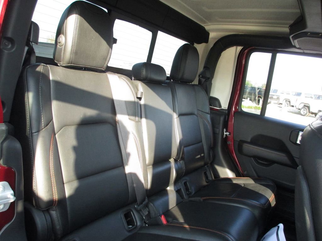 Used 2021 Jeep Gladiator Mojave w/ Cold Weather Group image 20