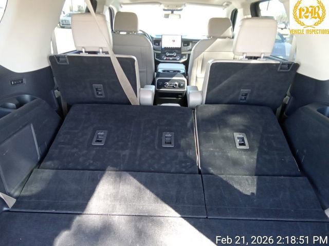Used 2024 Ford Expedition Limited image 10