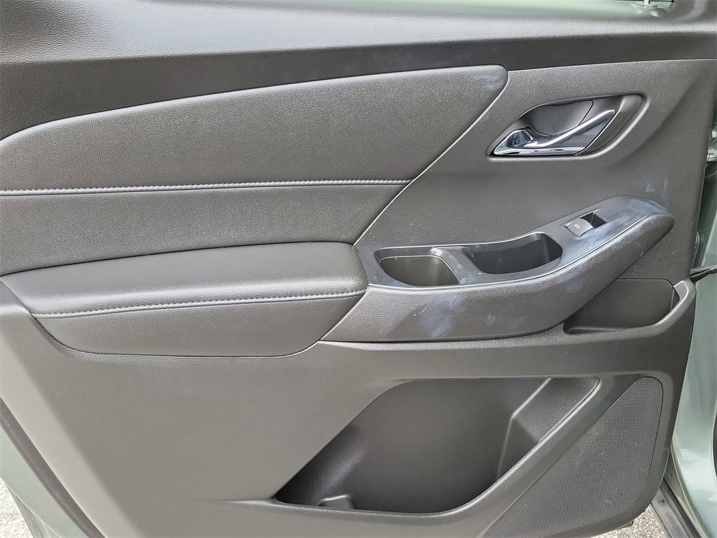 Certified 2023 Chevrolet Traverse LT image 18