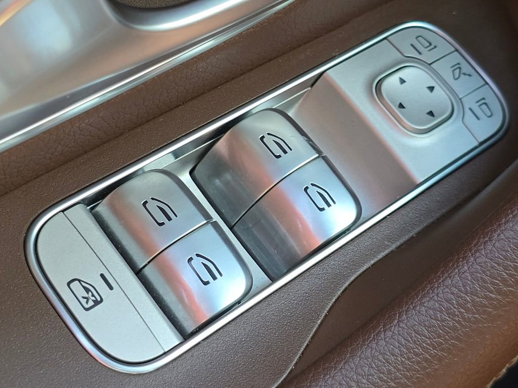 Used 2024 Mercedes-Benz GLE 350 4MATIC image 26