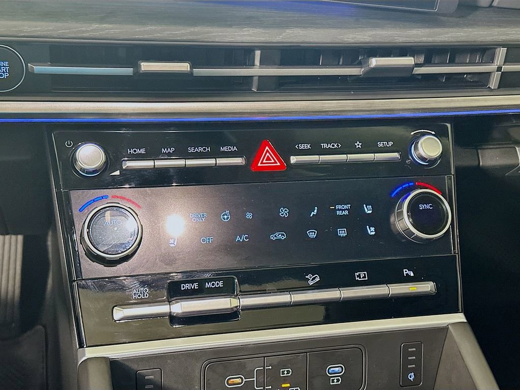 Certified 2026 Hyundai Santa Fe Limited image 16