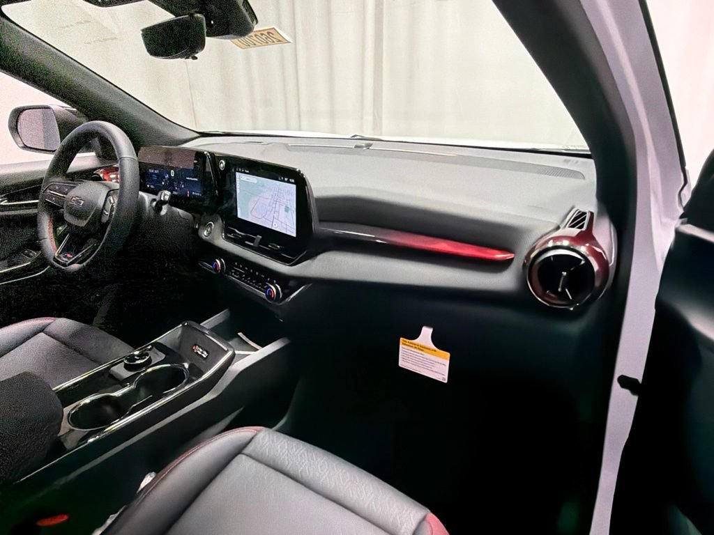 New 2026 Chevrolet Equinox RS w/ Convenience Package III FWD image 35