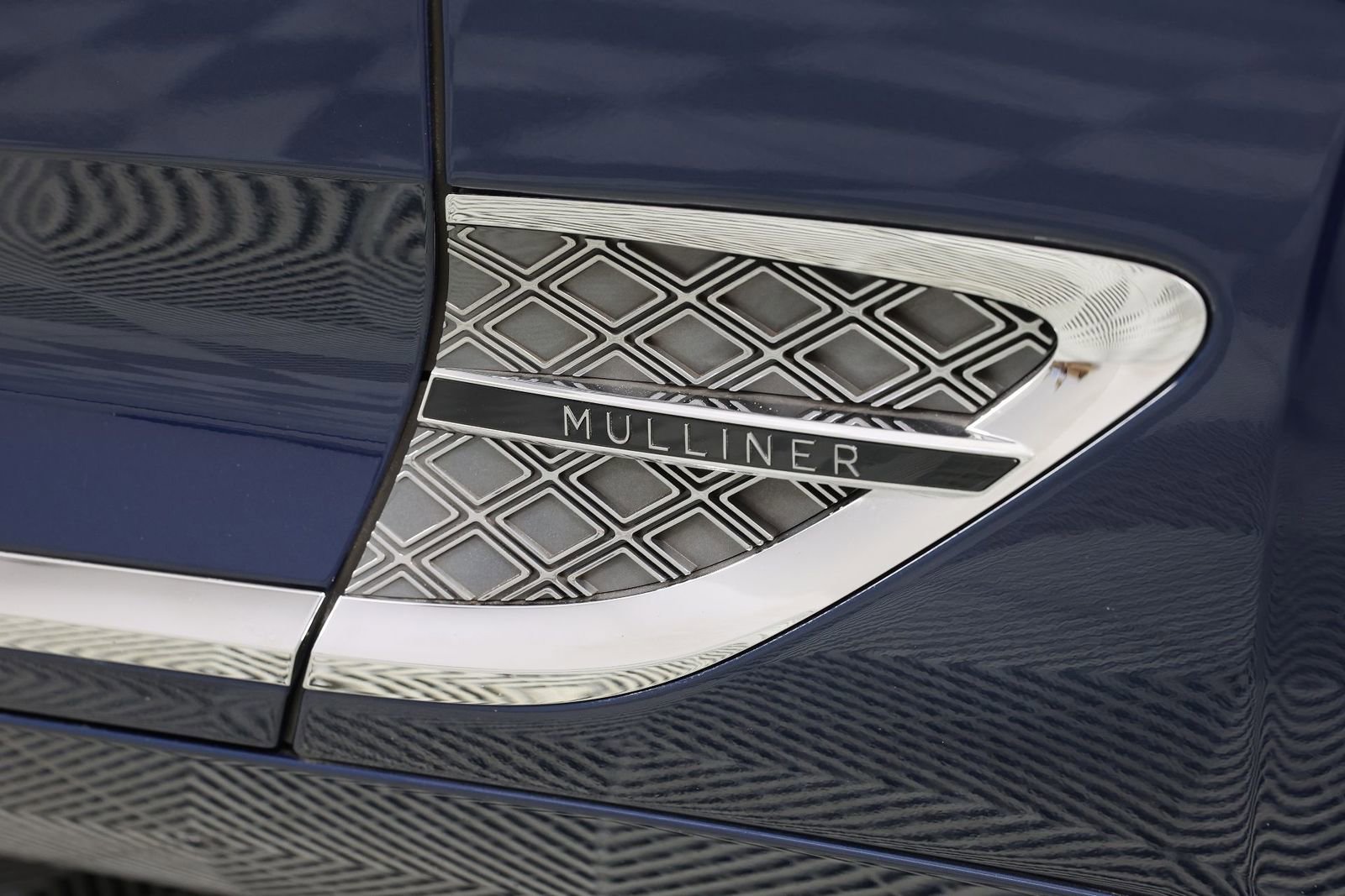 Used 2024 Bentley Continental GT Mulliner image 16