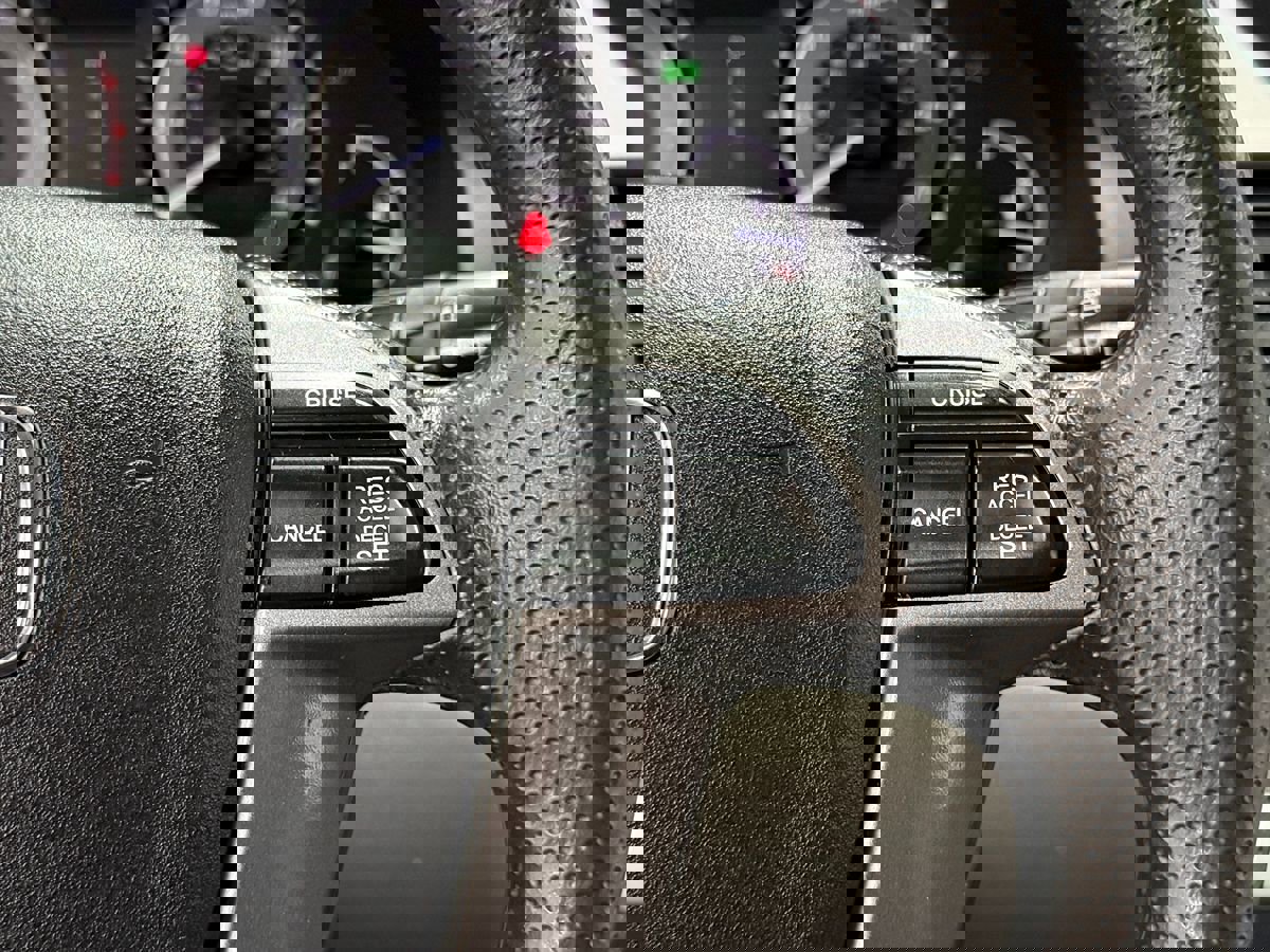 Used 2015 Honda Odyssey EX image 18