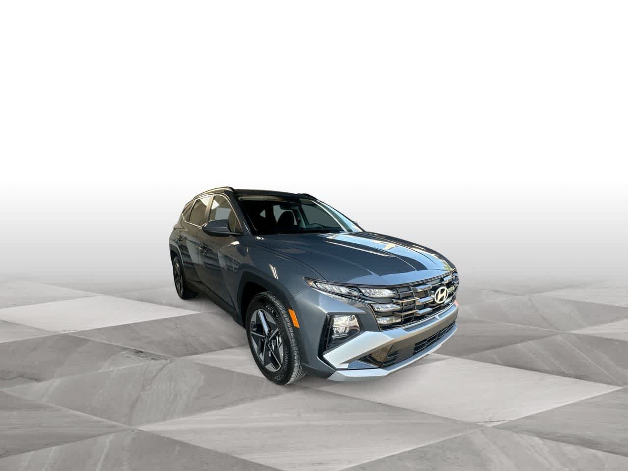 Used 2026 Hyundai Tucson SEL Plus FWD image 2
