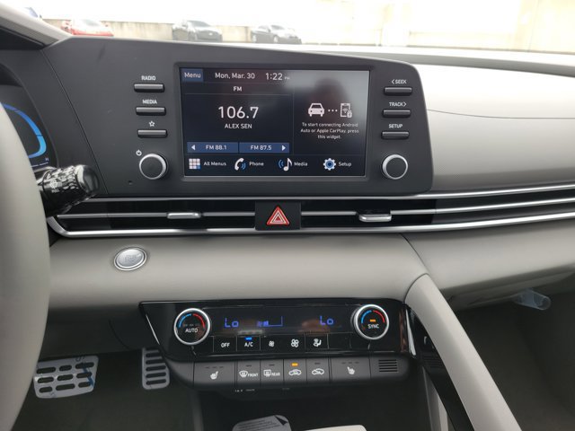 New 2026 Hyundai Elantra Sport FWD image 15