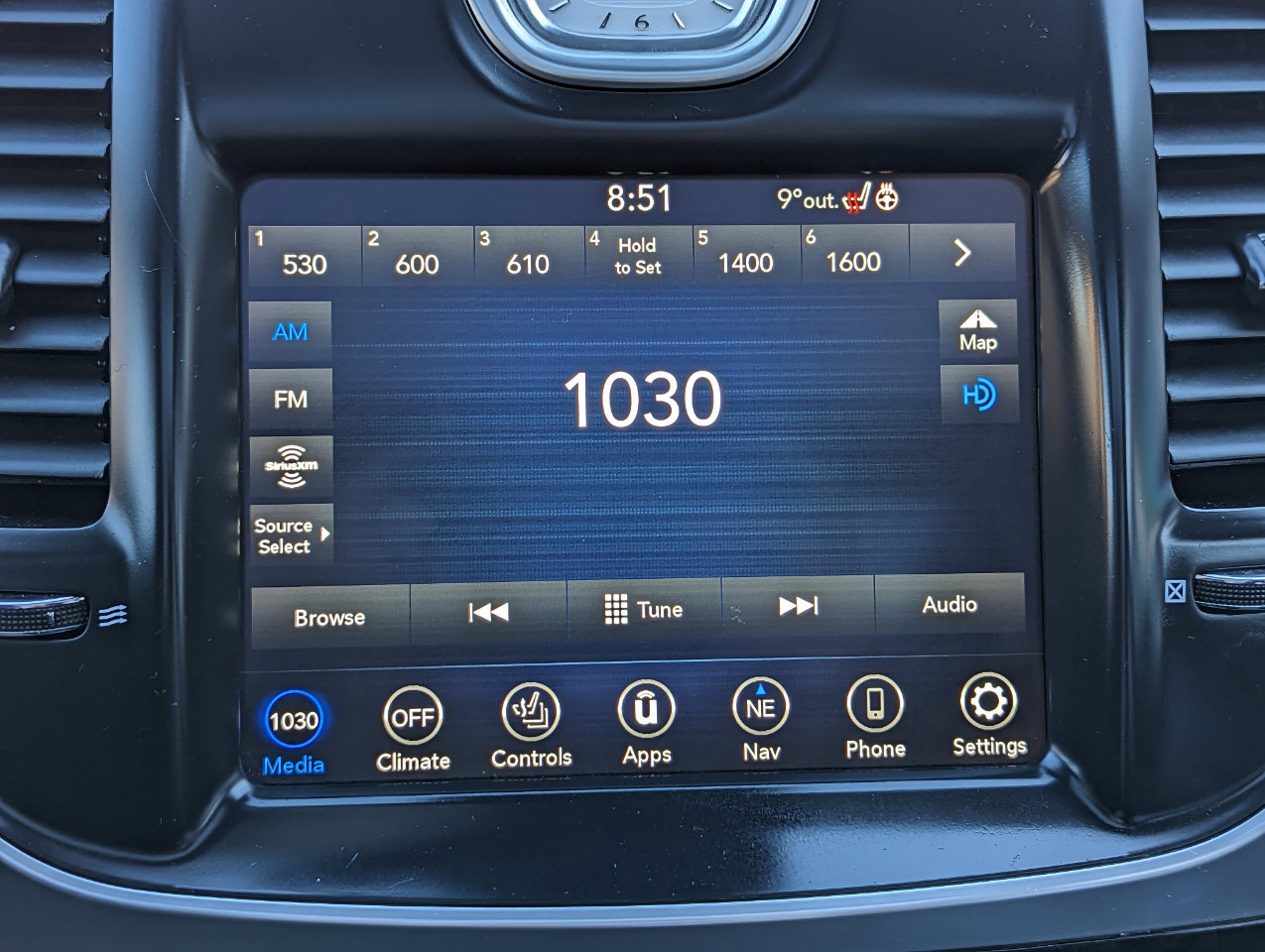 Used 2021 Chrysler 300 Touring L image 21