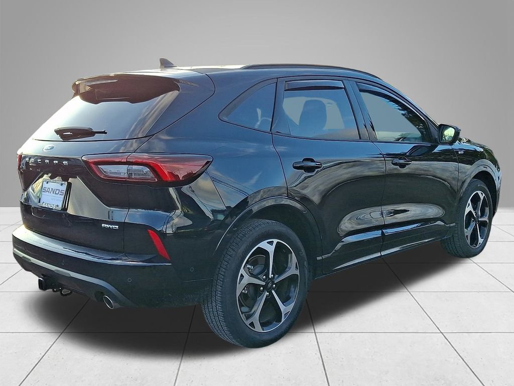 Certified 2023 Ford Escape ST-Line Elite w/ Premium Technology Package image 4
