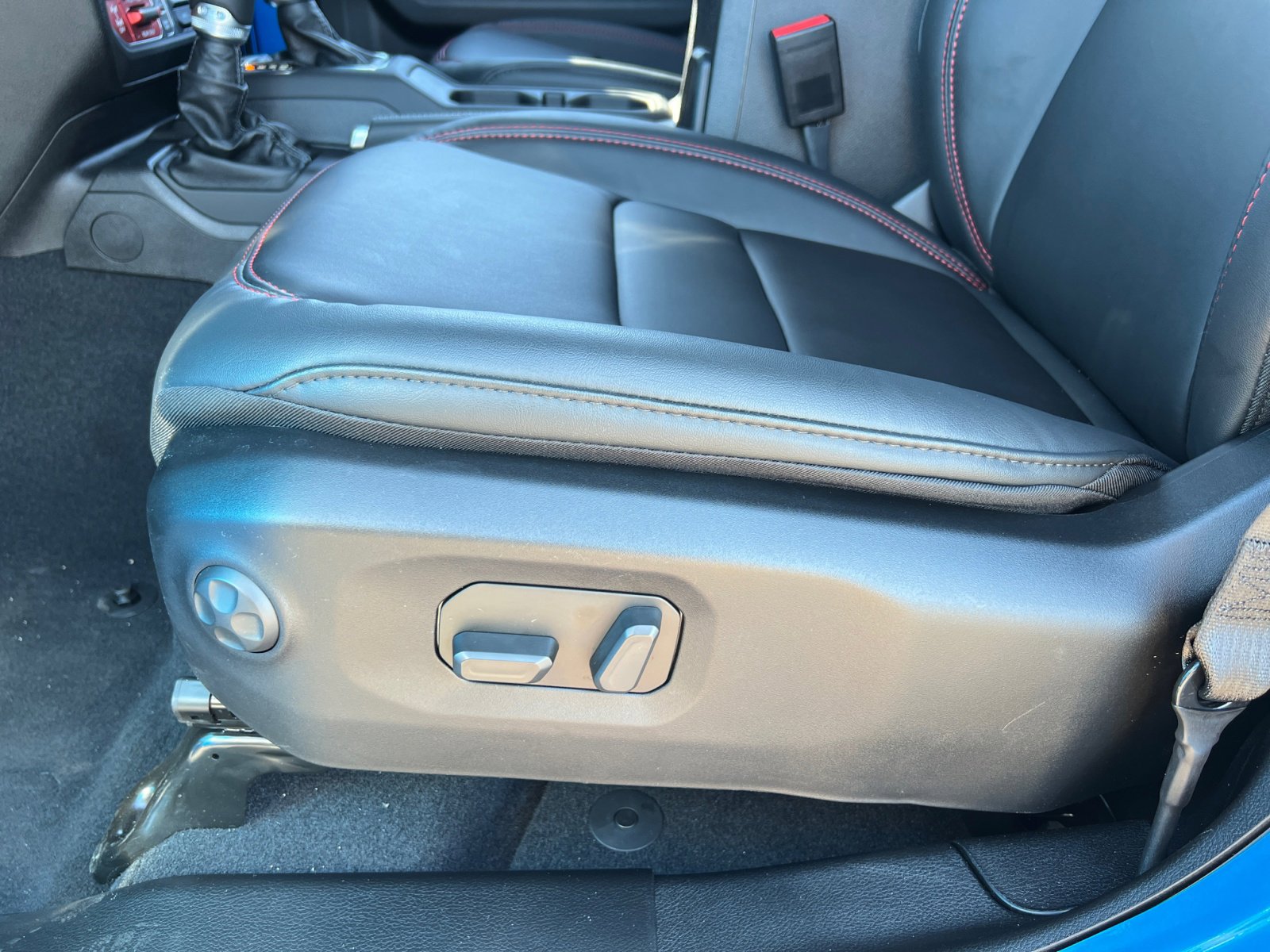 New 2025 Jeep Wrangler Unlimited Rubicon w/ Steel Bumper Group image 14