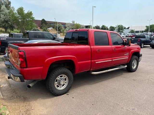 Used 2005 Chevrolet Silverado 2500 LT w/ Heavy-Duty Power Package AWD/4WD image 4