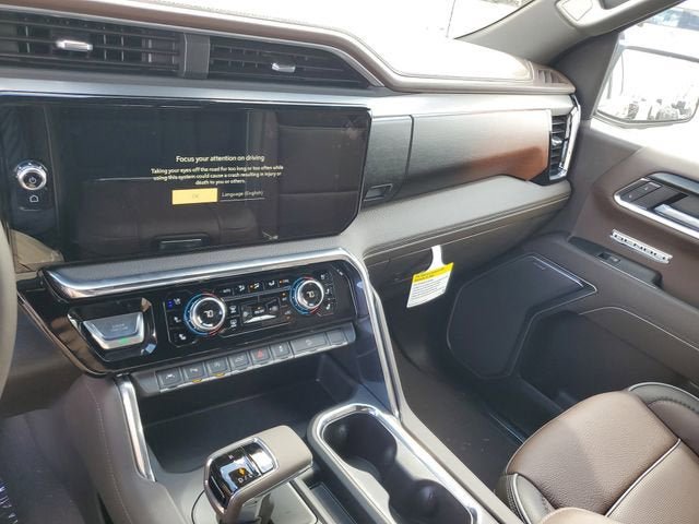 New 2026 GMC Sierra 1500 Denali w/ Denali Reserve Package AWD/4WD image 28
