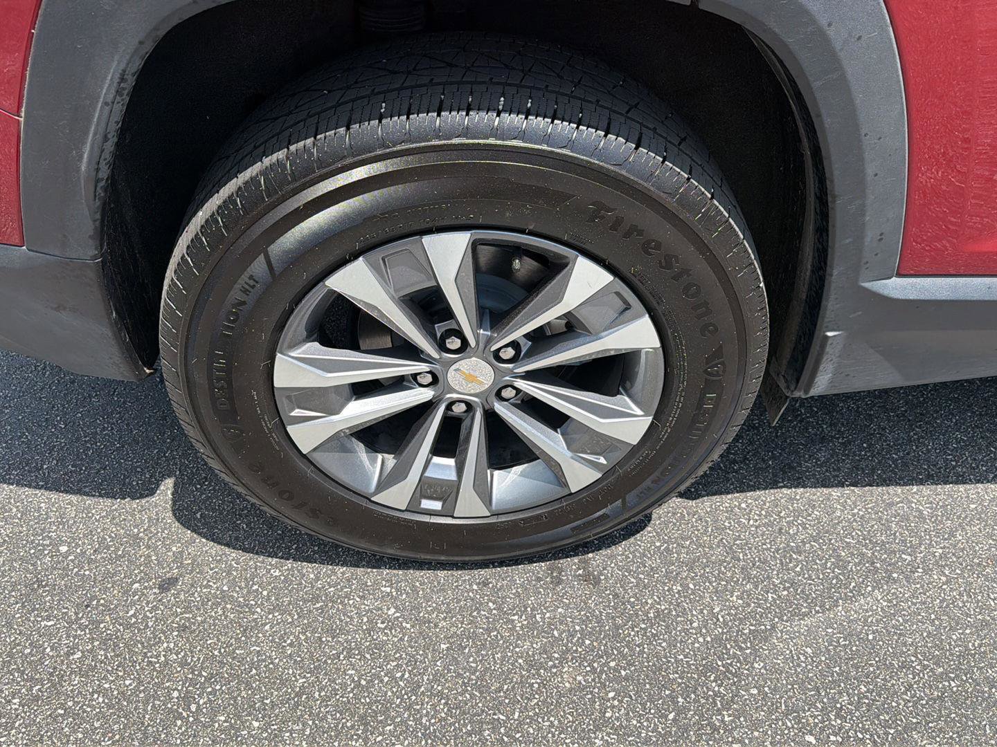Used 2025 Chevrolet Equinox LT FWD image 38