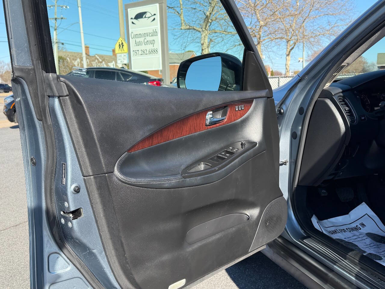 Used 2016 INFINITI QX50 Journey w/ Premium Package image 17