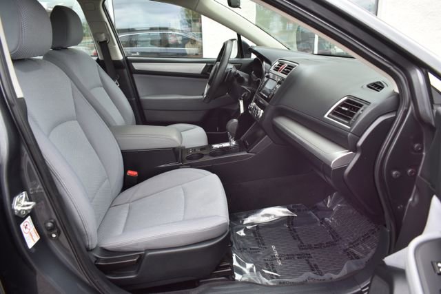 Used 2018 Subaru Outback 2.5i AWD/4WD image 39