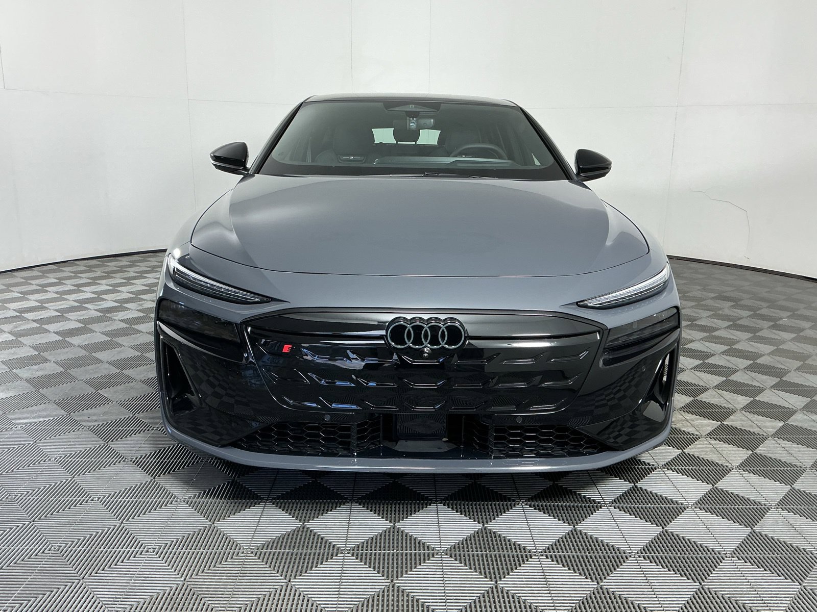 New 2027 Audi S6 e-tron Prestige AWD/4WD image 2