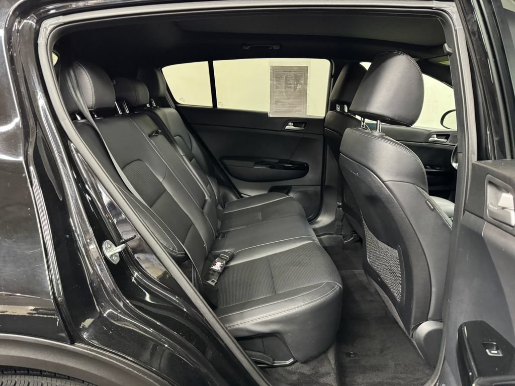 Used 2021 Kia Sportage S w/ S AWD Premium Package image 25