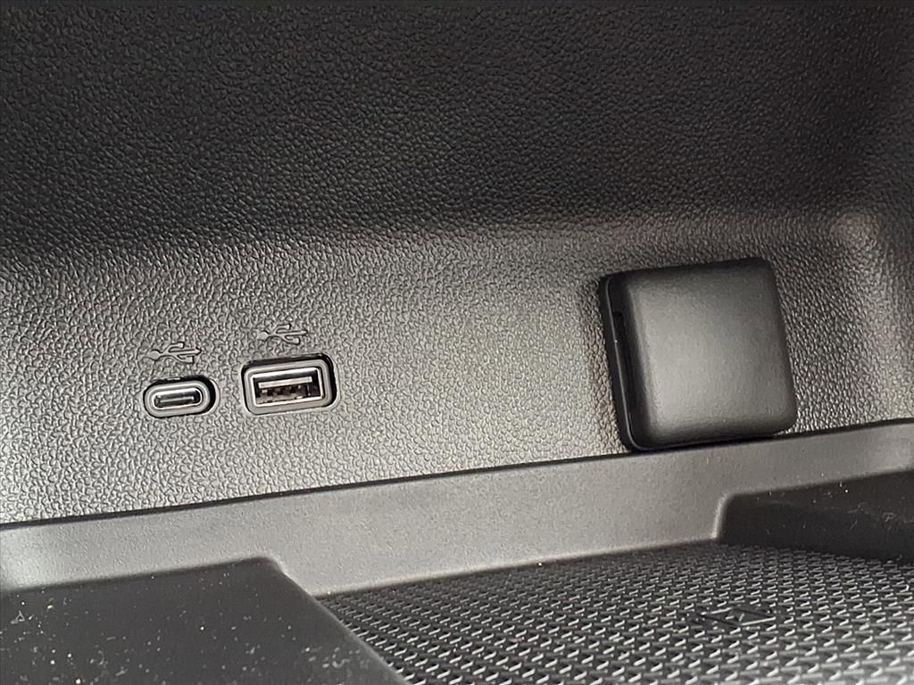 New 2026 Chevrolet Traverse Z71 w/ Driver Confidence Package image 20