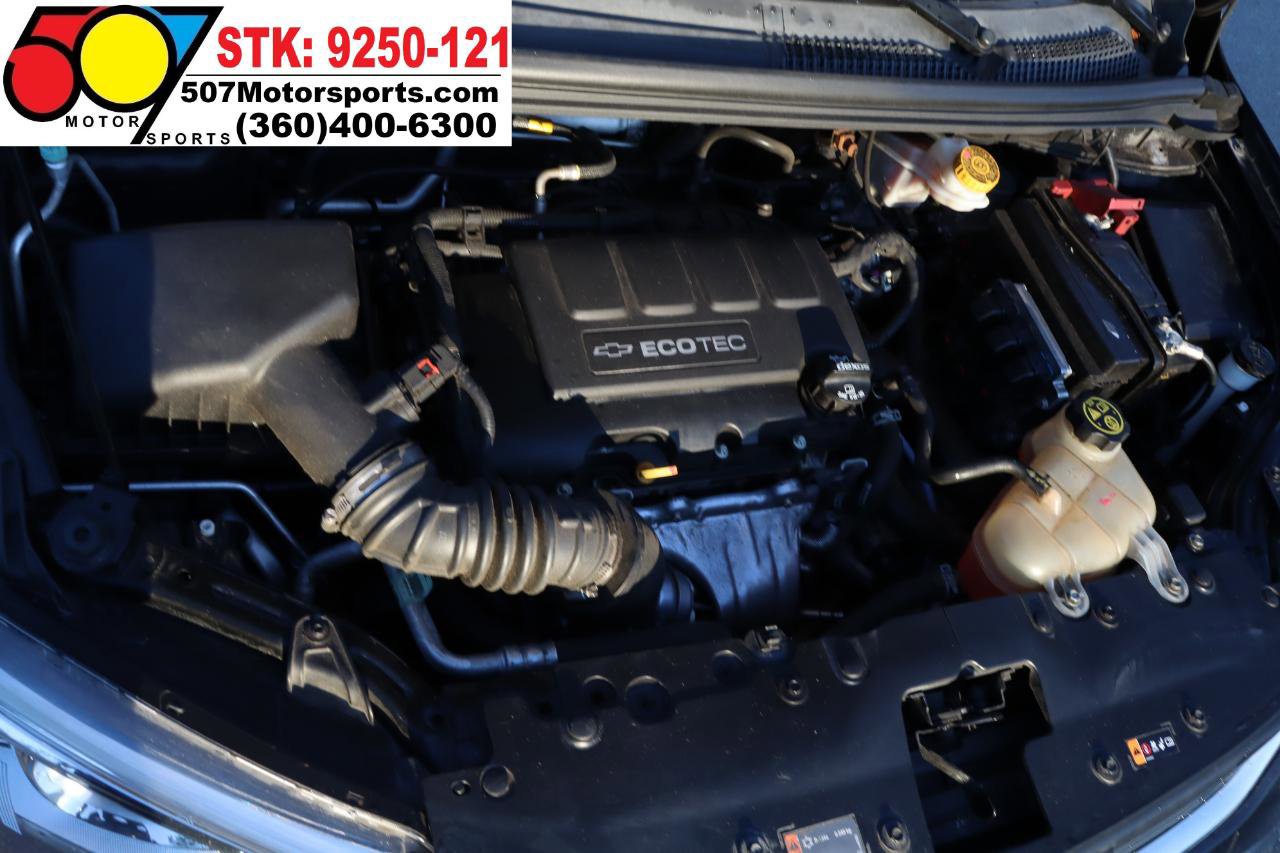 Used 2020 Chevrolet Sonic LT image 22