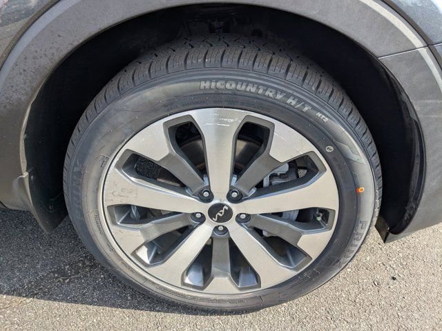 Used 2022 Kia Telluride S image 11