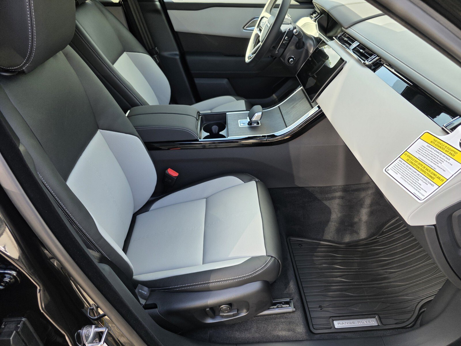 New 2026 Land Rover Range Rover Velar Belgravia AWD/4WD image 3
