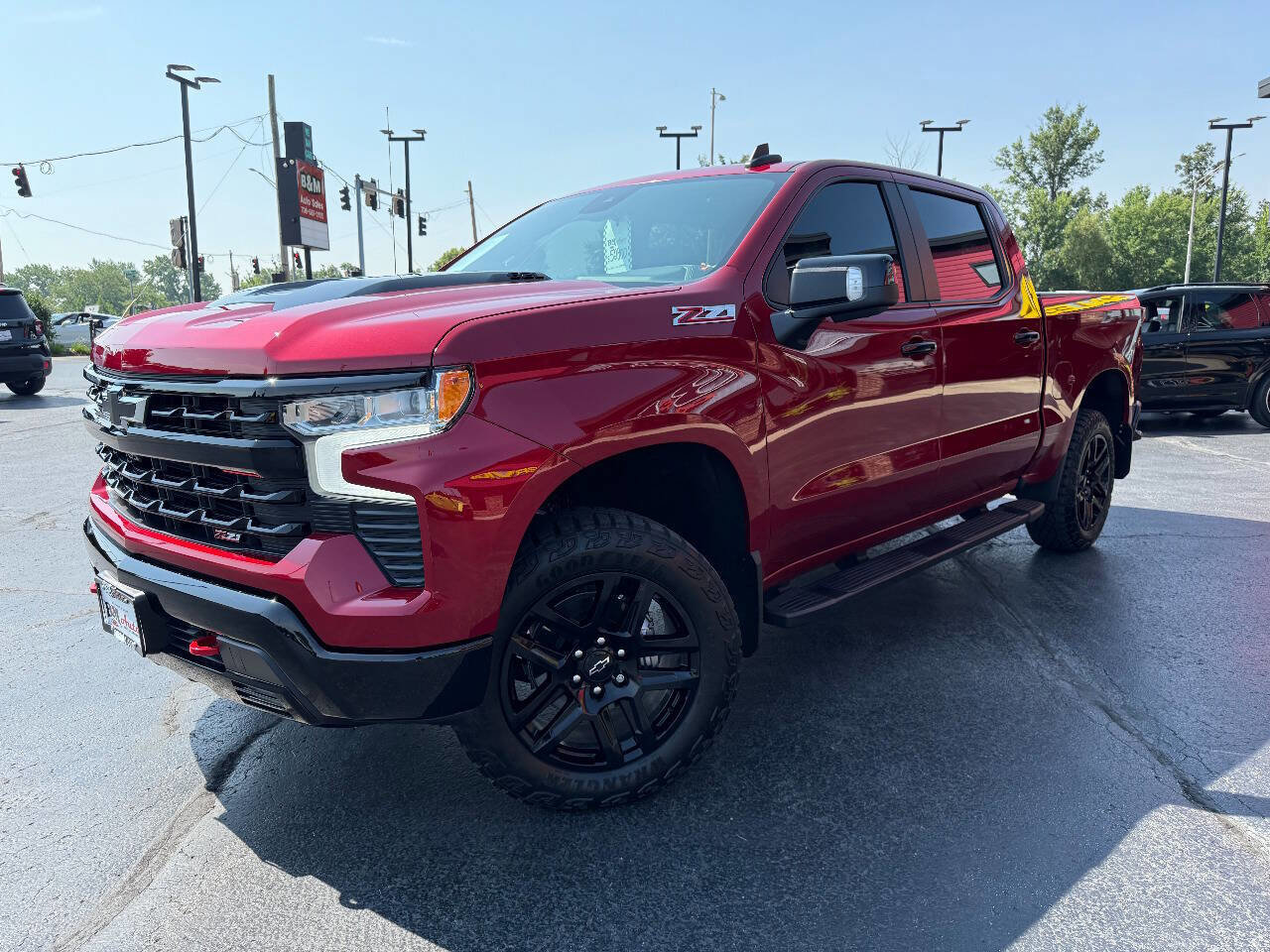 Used 2022 Chevrolet Silverado 1500 LT Trail Boss w/ LT Trail Boss Premium Package image 3