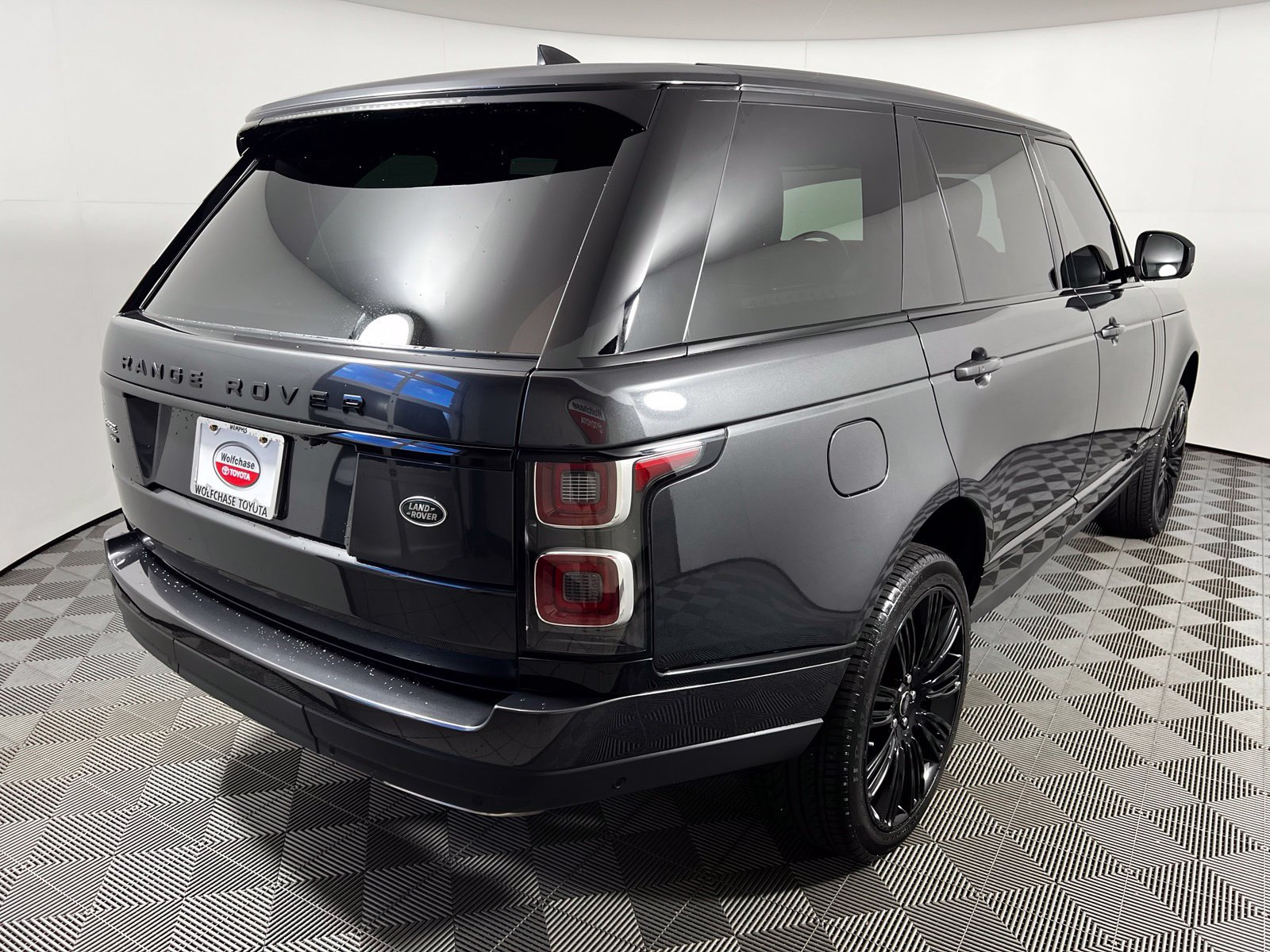 Used 2021 Land Rover Range Rover P525 Westminster Edition LWB AWD/4WD image 5