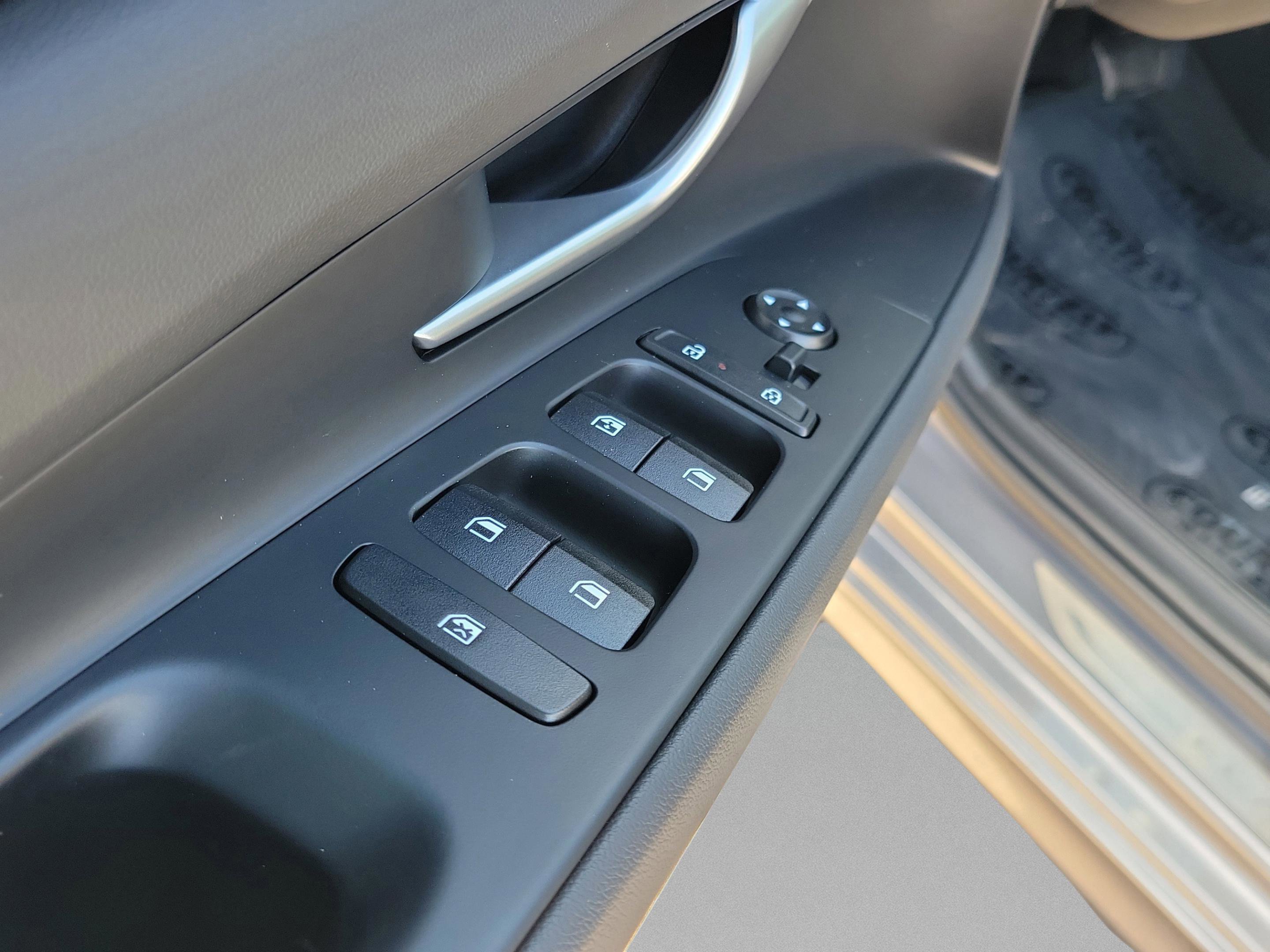 New 2026 Hyundai Elantra Blue image 19