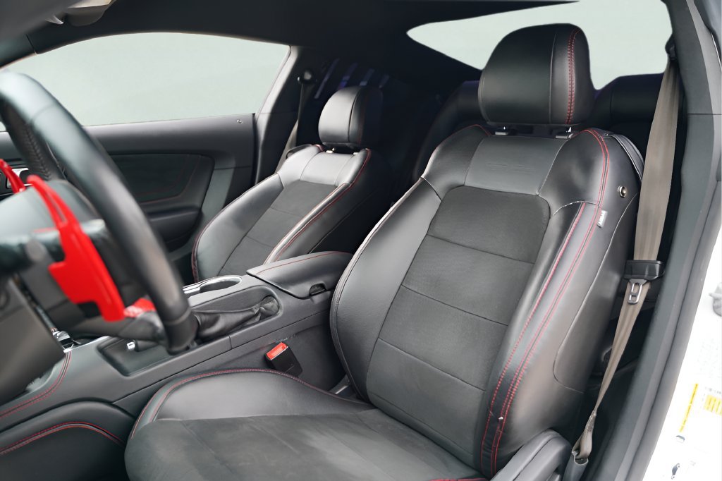 Used 2020 Ford Mustang GT Premium w/ Equipment Group 401A RWD image 9