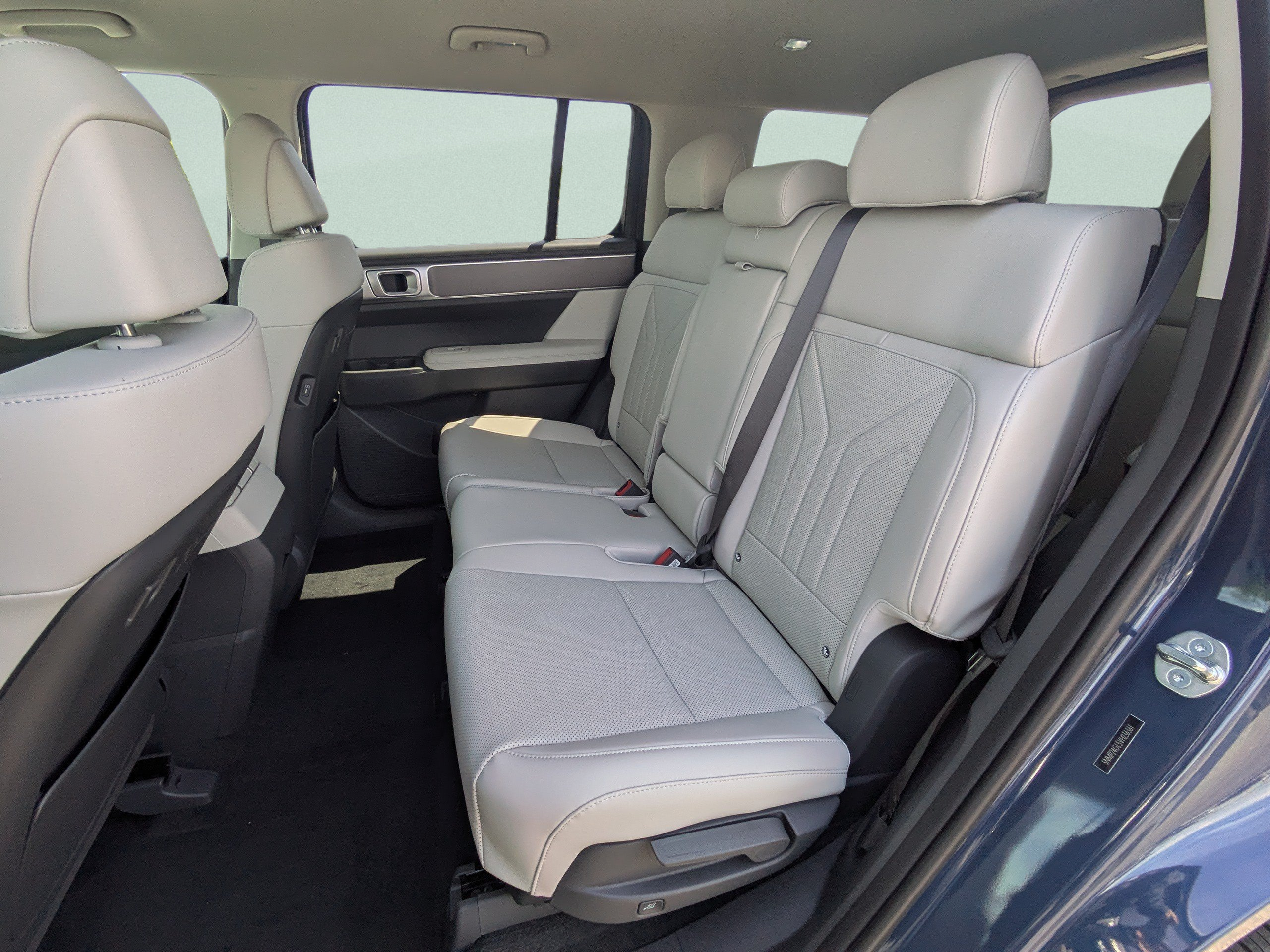 New 2027 Hyundai Santa Fe SEL FWD image 14