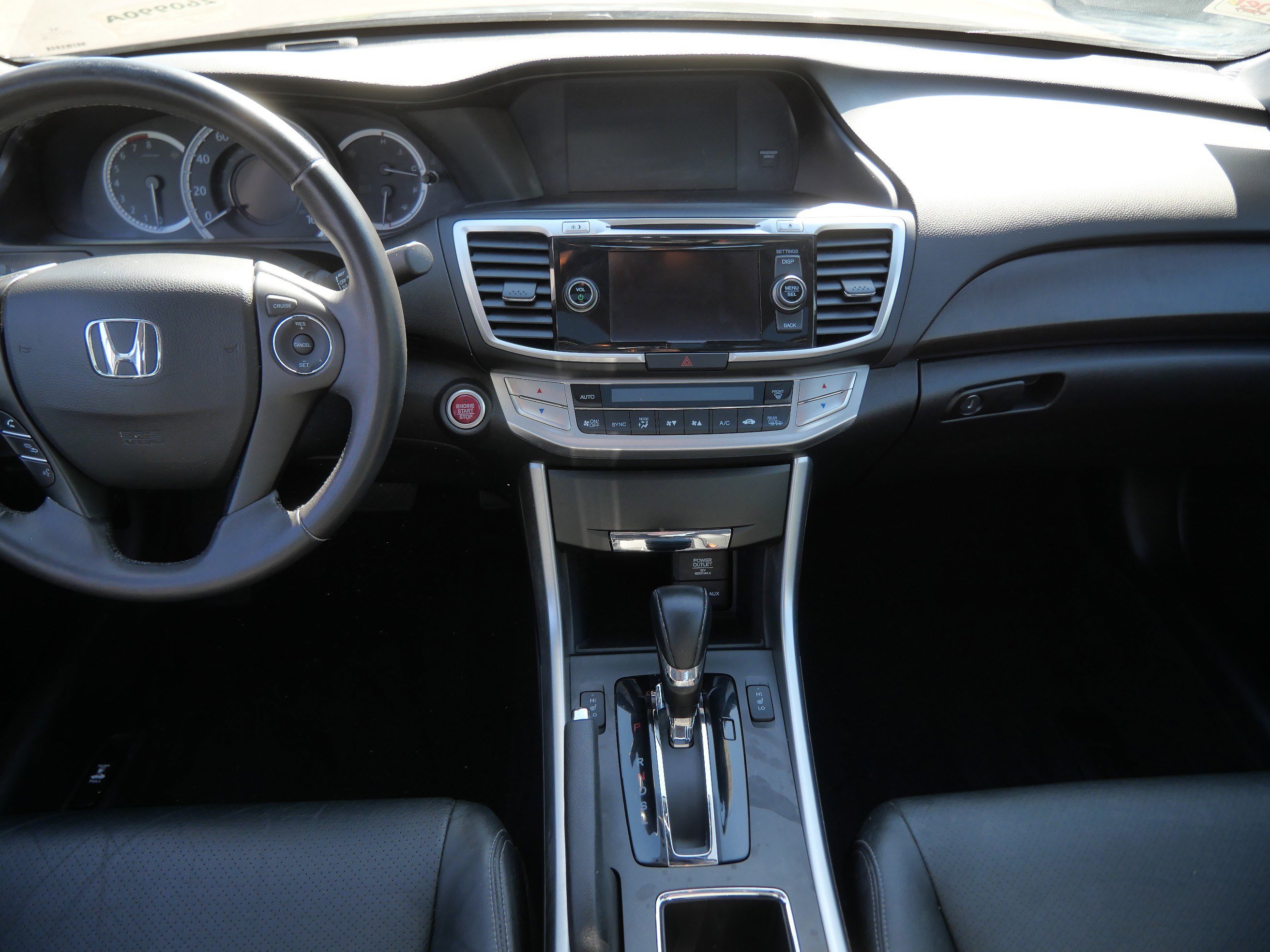 Used 2015 Honda Accord EX-L image 10