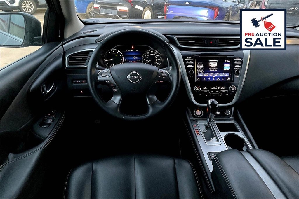 Used 2023 Nissan Murano SV image 5