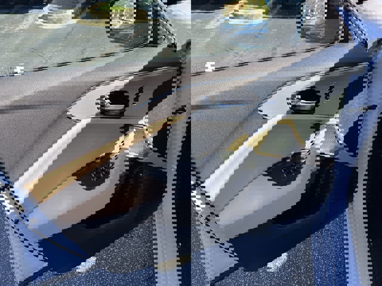 Used 2022 Acura TLX w/ Technology Package image 14