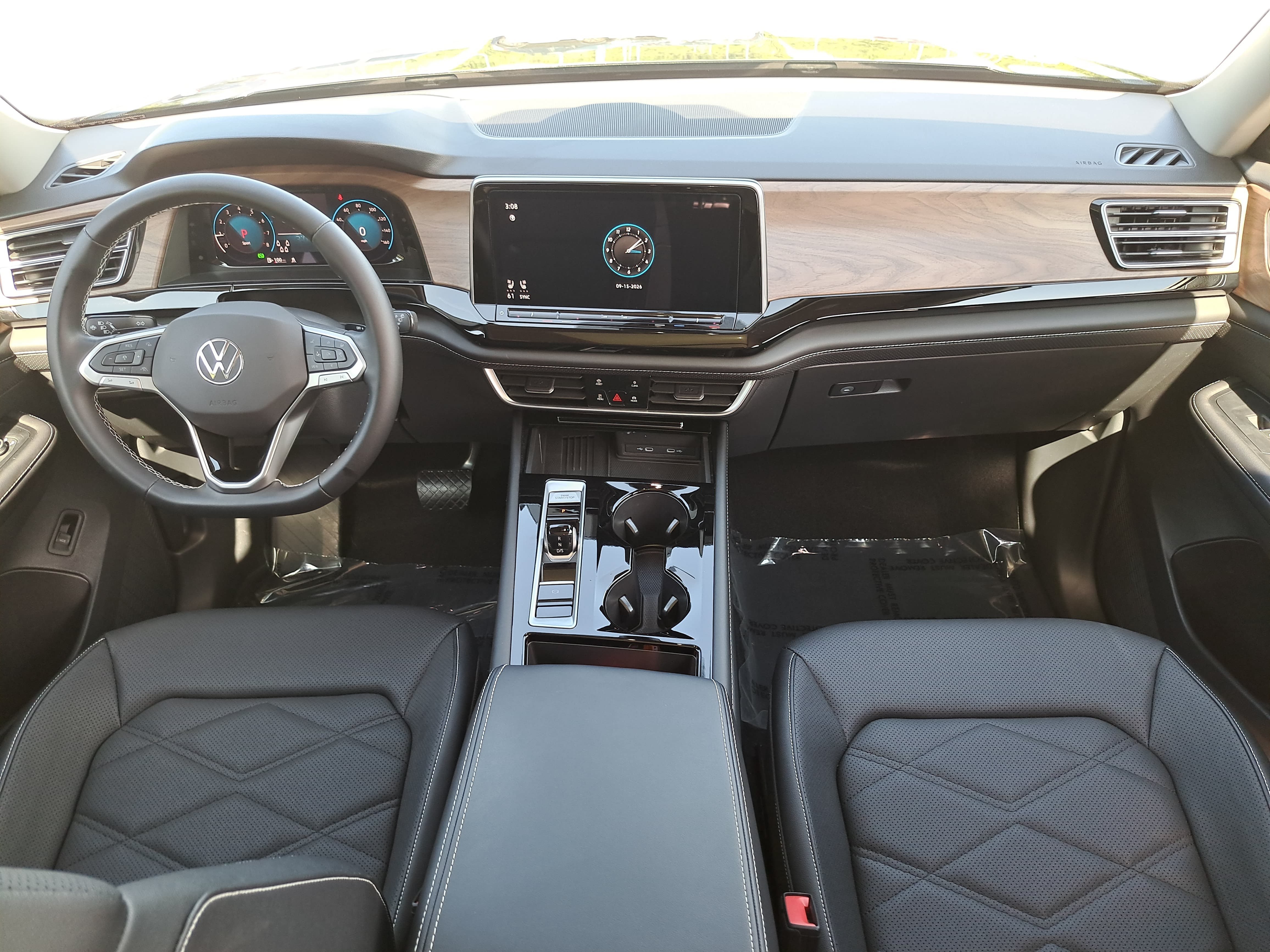 Certified 2026 Volkswagen Atlas SE w/ Panoramic Sunroof Package FWD image 9