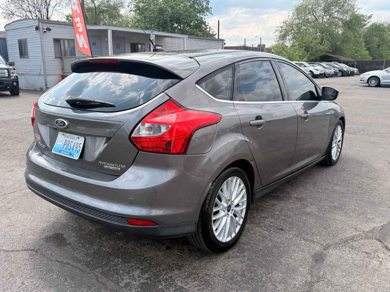 Used 2013 Ford Focus Titanium FWD image 10