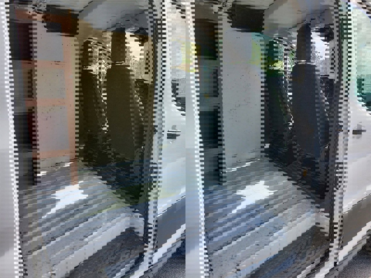 Used 2023 Ford Transit 250 Low Roof image 8