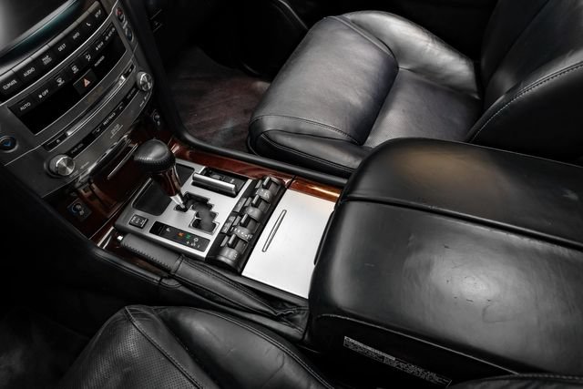 Used 2014 Lexus LX 570 4WD image 28