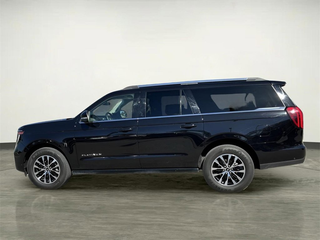 Certified 2025 Ford Expedition Max Platinum image 3