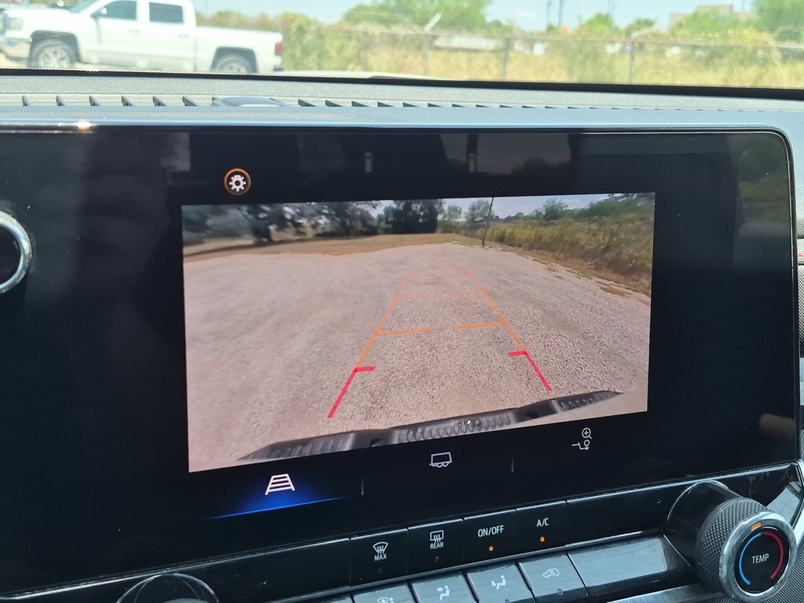 Used 2023 Chevrolet Colorado Z71 w/ Advanced Trailering Package AWD/4WD image 15