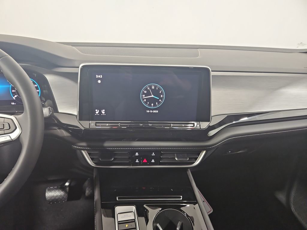 New 2026 Volkswagen Atlas Cross Sport SE image 18