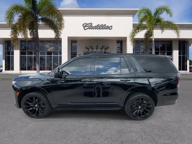 Used 2022 Cadillac Escalade Luxury w/ LPO, Illumination Package AWD/4WD image 9