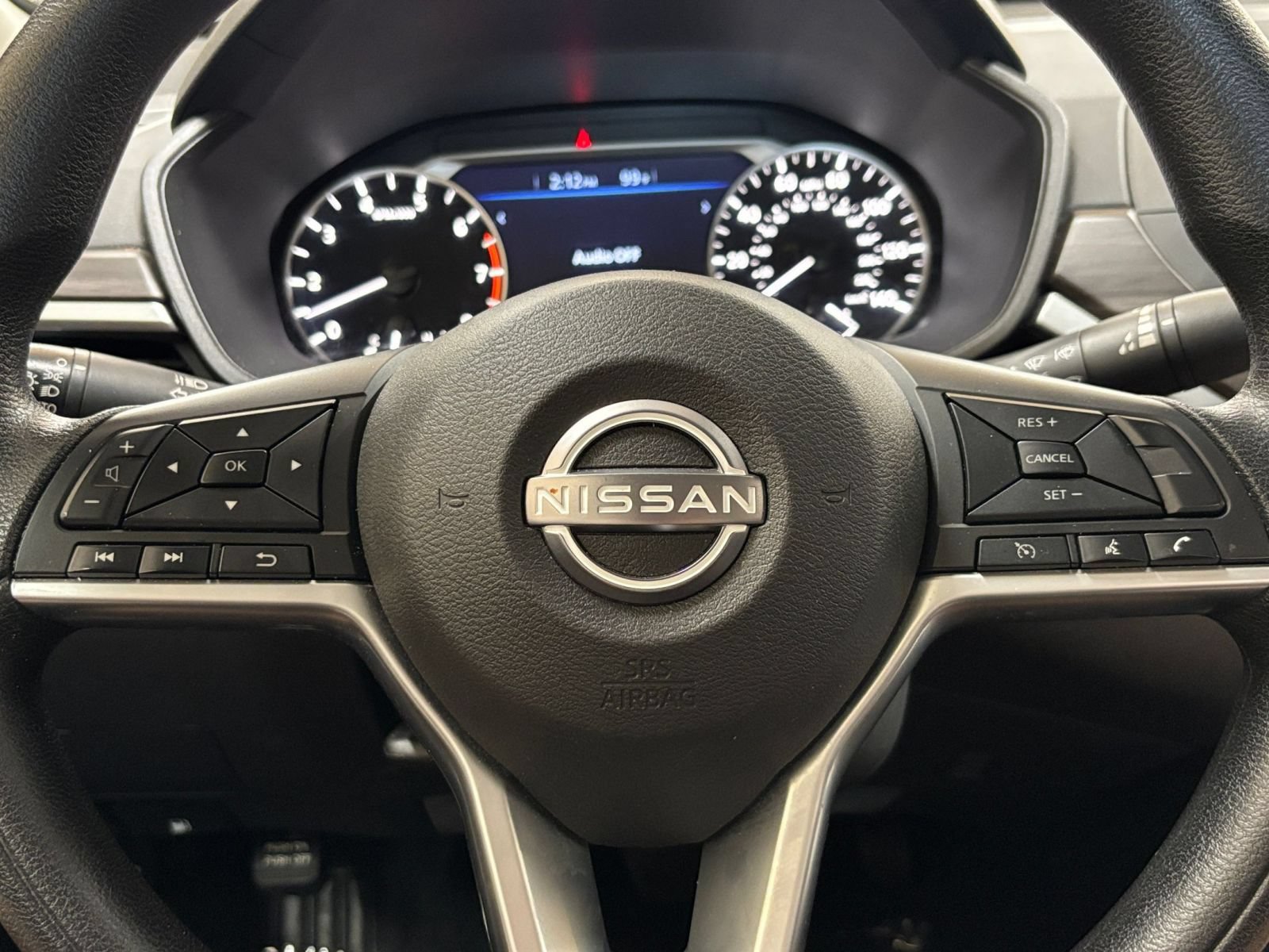 Used 2025 Nissan Altima 2.5 SV FWD image 27