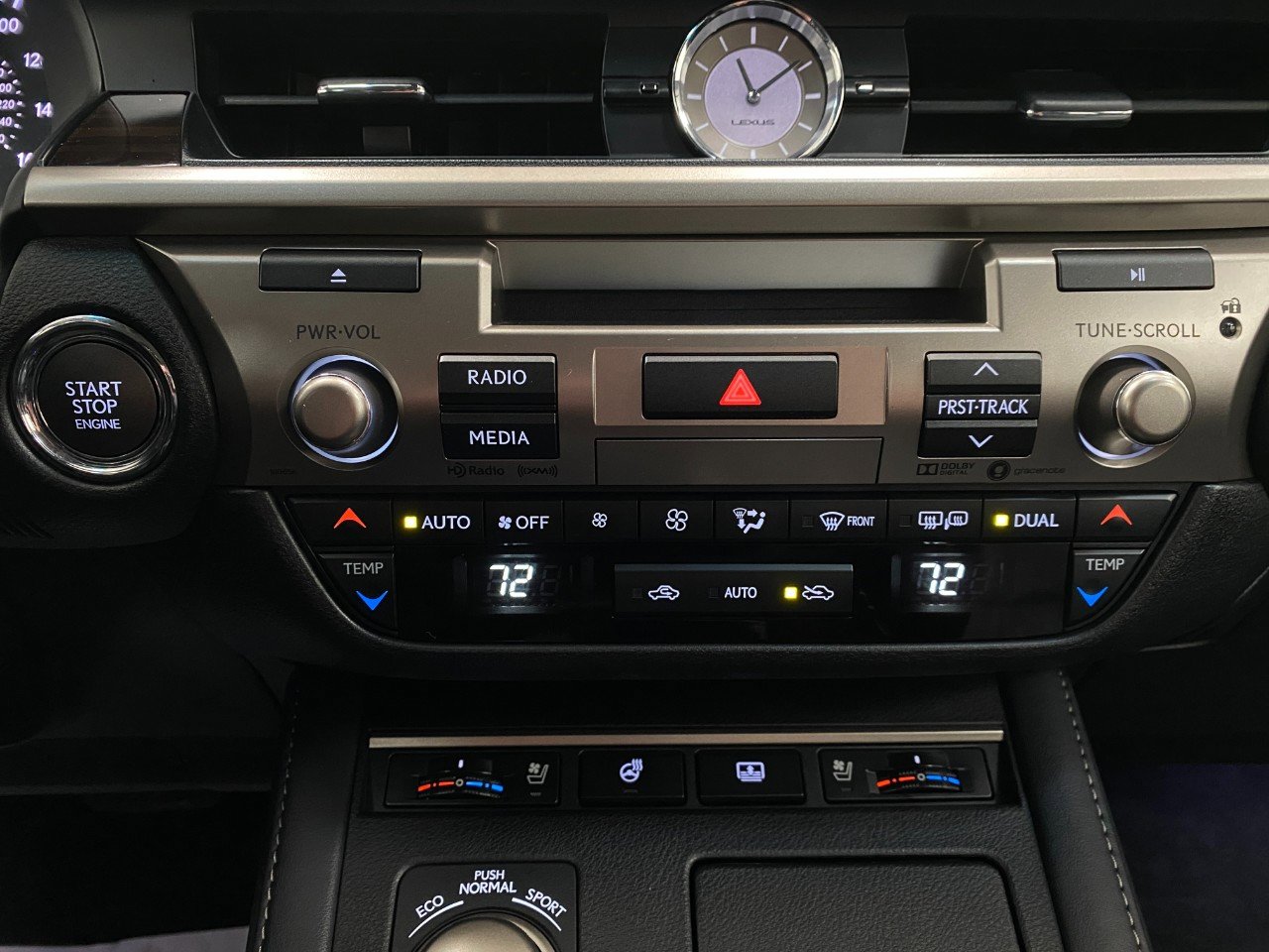 Used 2017 Lexus ES 350 w/ Luxury Package image 26