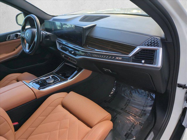 Used 2024 BMW X5 sDrive40i w/ Parking Assistance Package RWD image 24