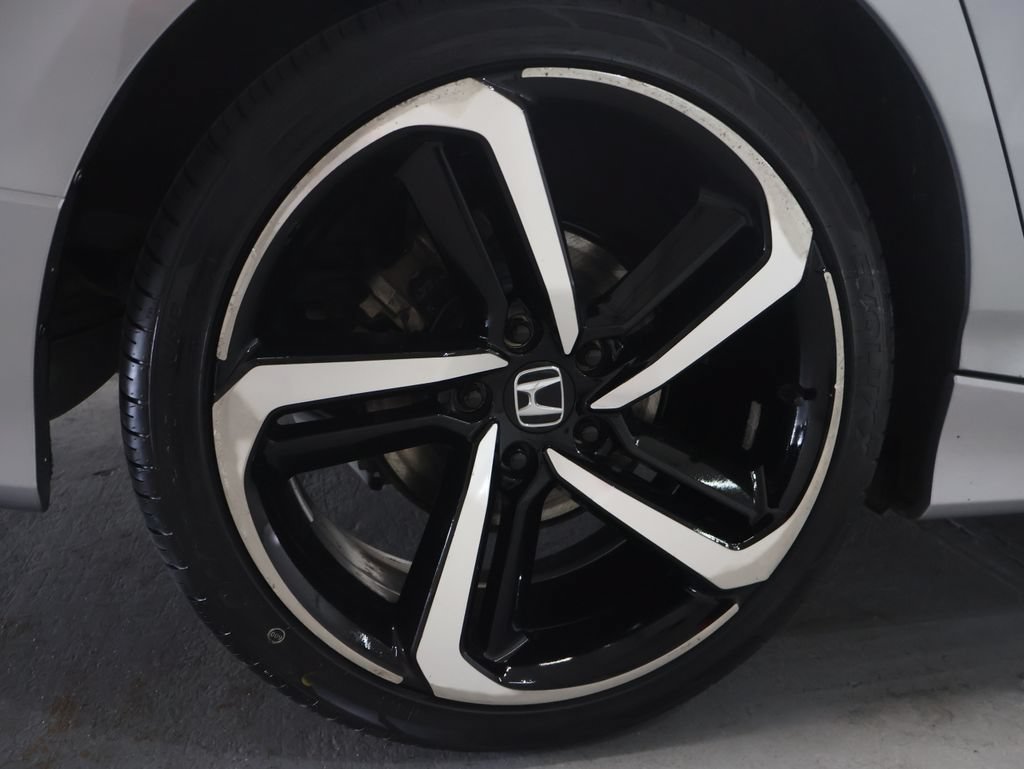 Used 2018 Honda Accord Sport image 33