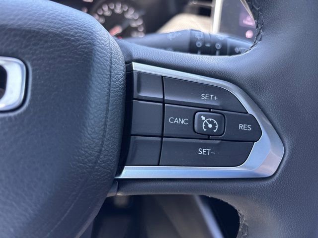 Used 2023 Jeep Compass Altitude AWD/4WD image 24