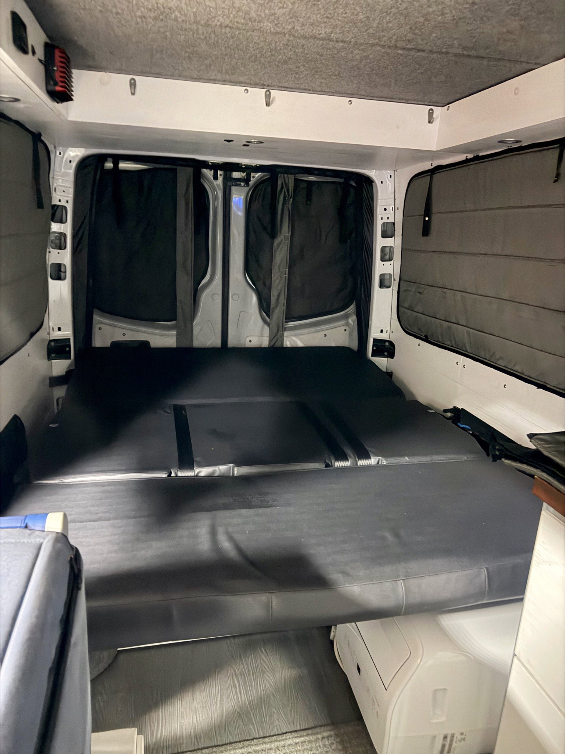 Used 2018 Mercedes-Benz Sprinter 3500 image 30