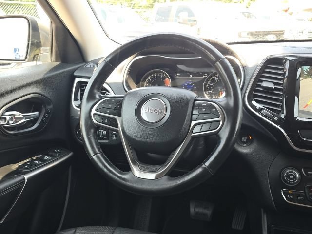 Used 2020 Jeep Cherokee Limited AWD/4WD image 39