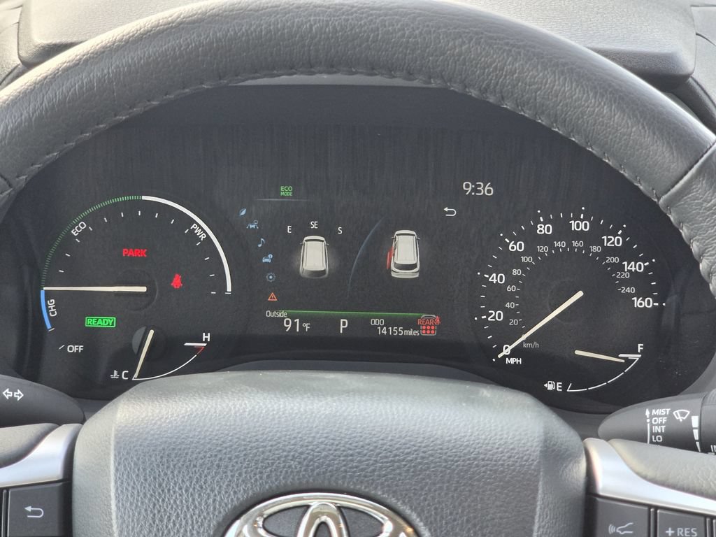 Used 2026 Toyota Sienna XLE FWD image 16