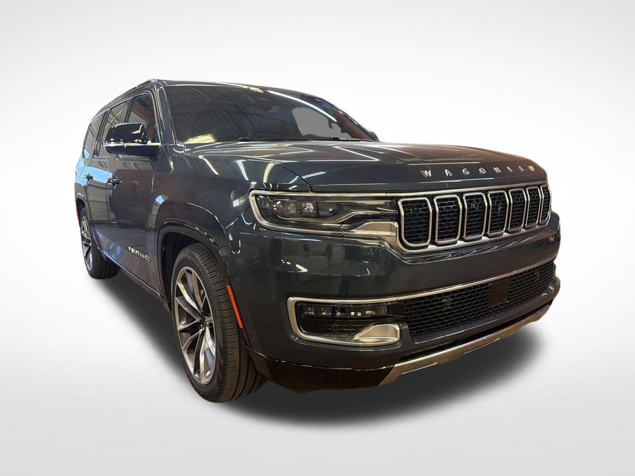 Used 2025 Jeep Wagoneer Series III w/ Premium Group I AWD/4WD image 7