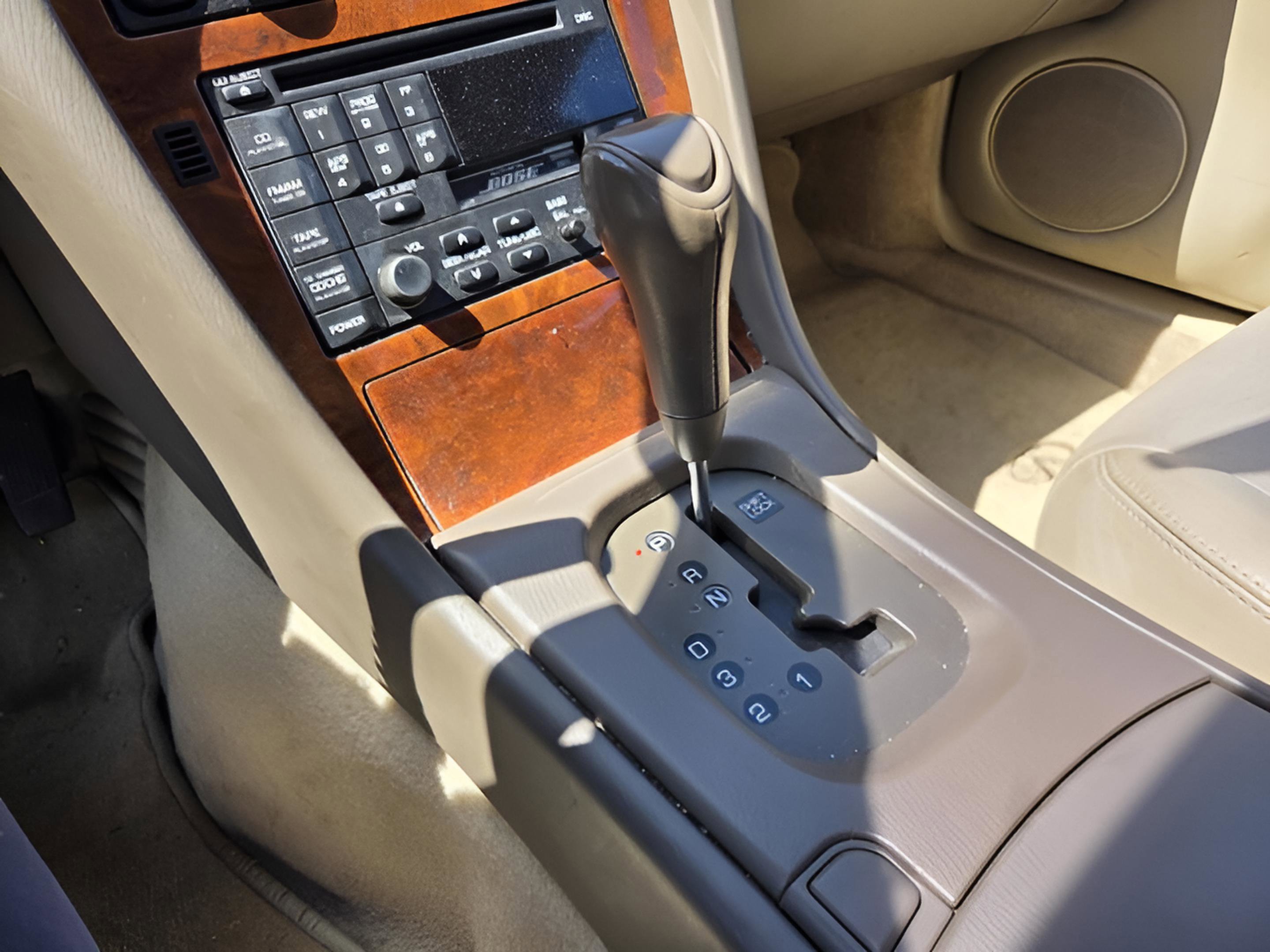 Used 1995 INFINITI J30 image 15